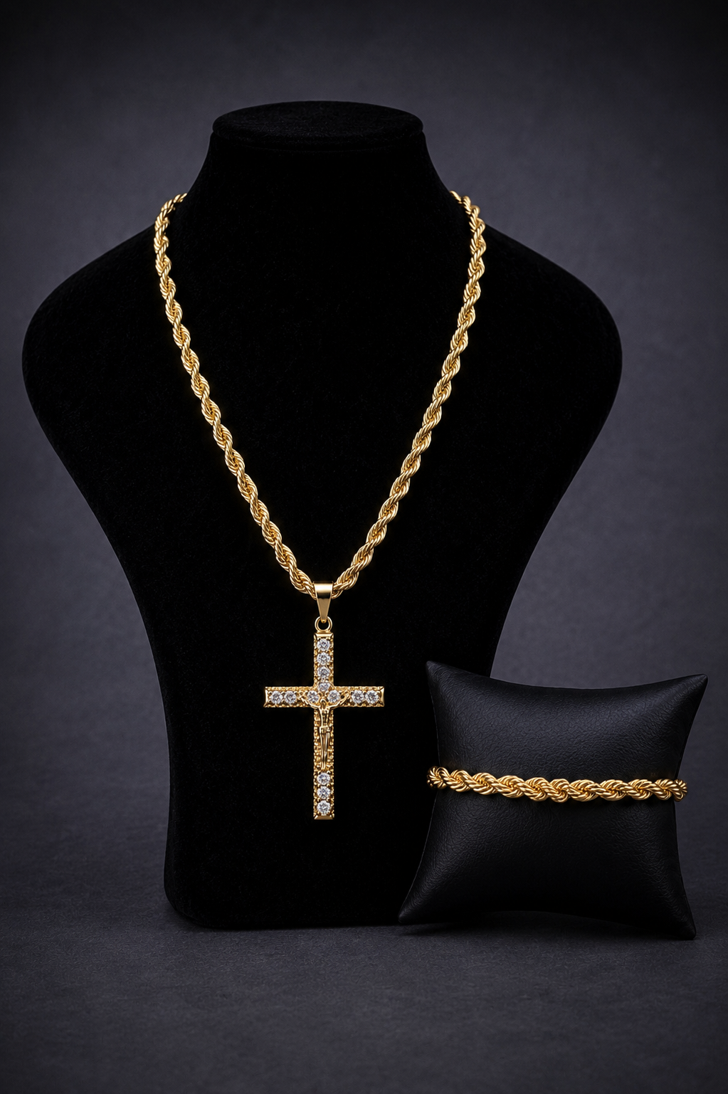 Conjunto Cruz (Collar, dije, esclava)